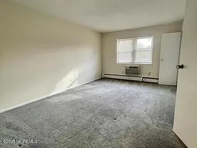 $3,000 | 64 Manchester Court, Unit G, Freehold, NJ 07728