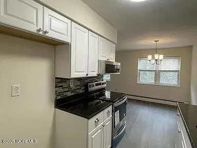 $3,000 | 64 Manchester Court, Unit G, Freehold, NJ 07728