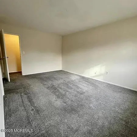 $3,000 | 64 Manchester Court, Unit G, Freehold, NJ 07728