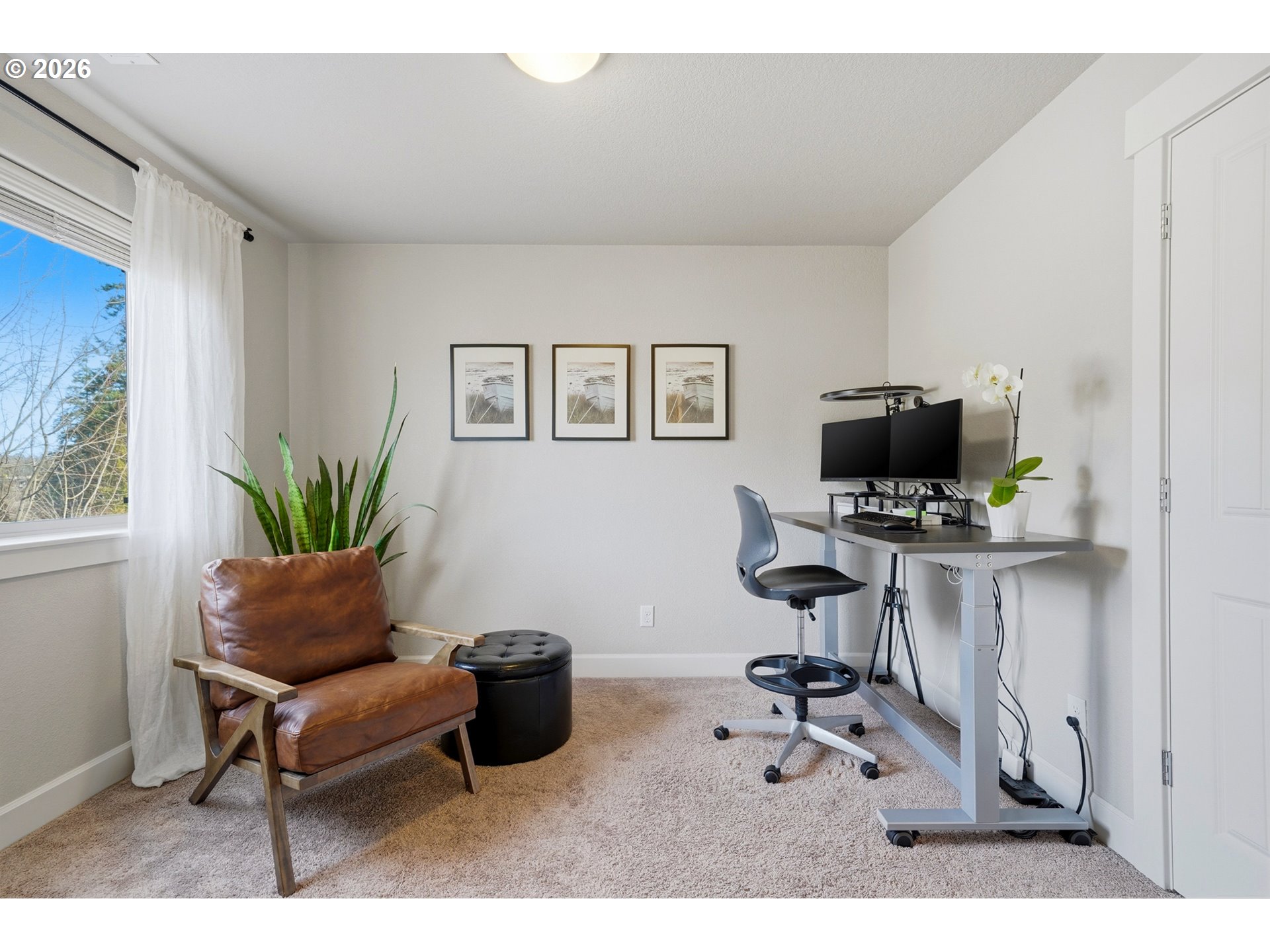 17390 Aubin Street Sandy, OR 97055 - Photo 22 of 41 a living room with furniture and a flat screen tv