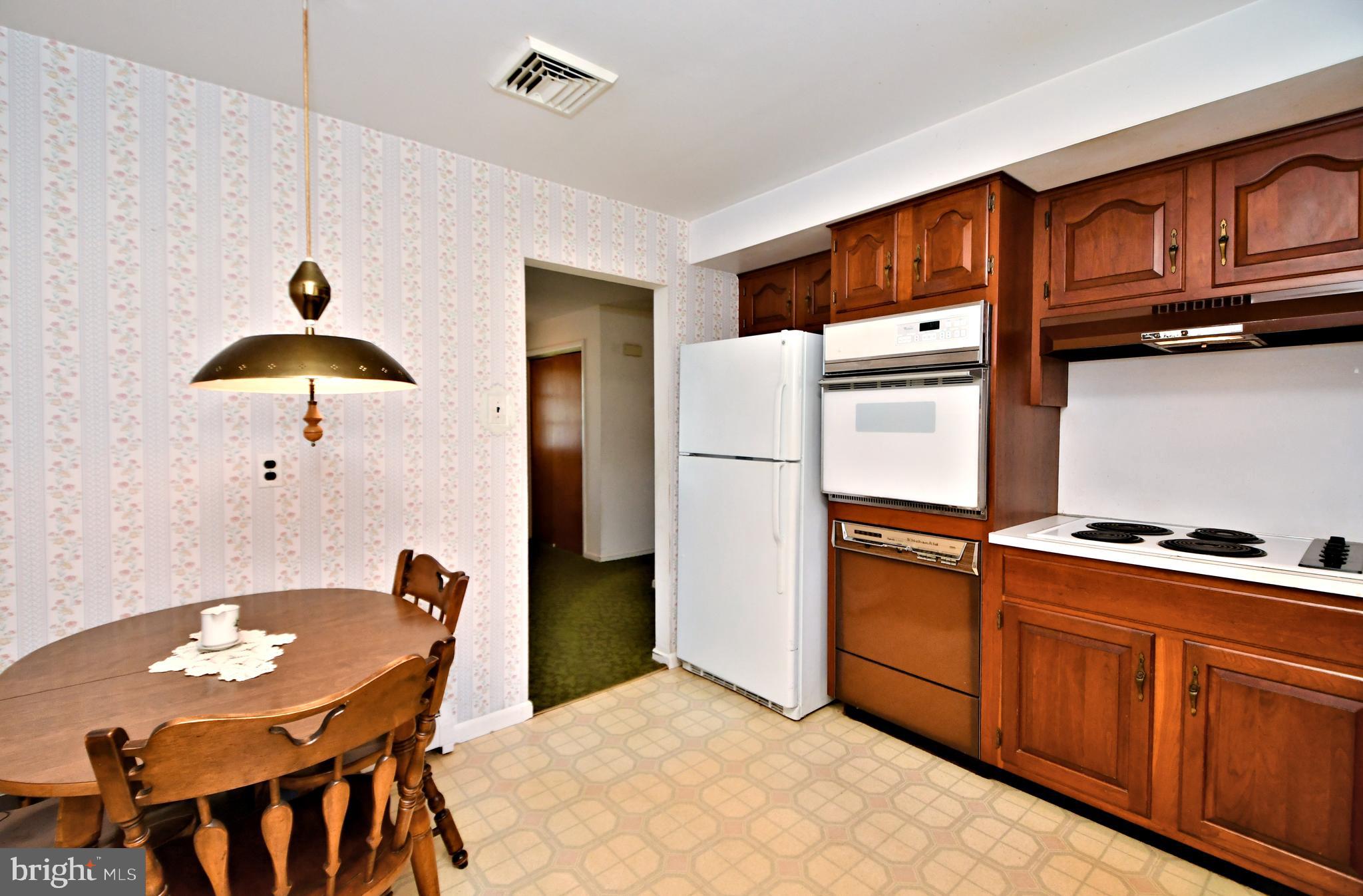 838 Price Road Harleysville, PA 19438 - Photo 10 of 39 Gallery Image 10