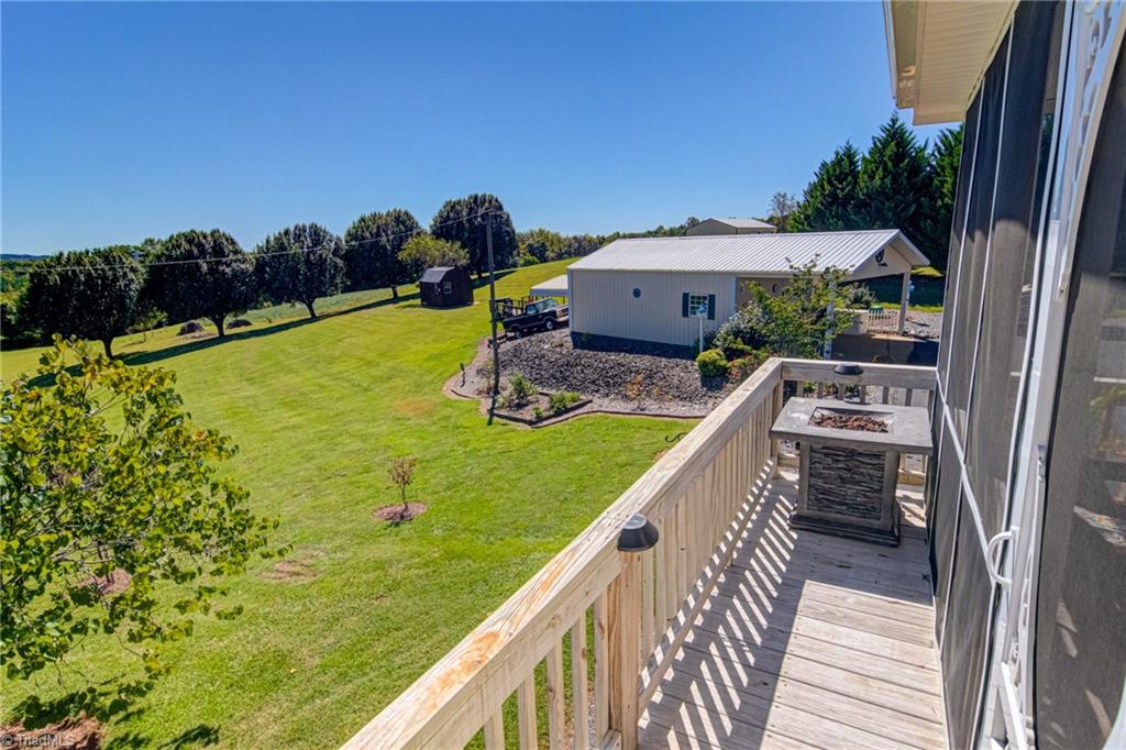 719 Corner Road Pinnacle, NC 27043 - Photo 12 of 50