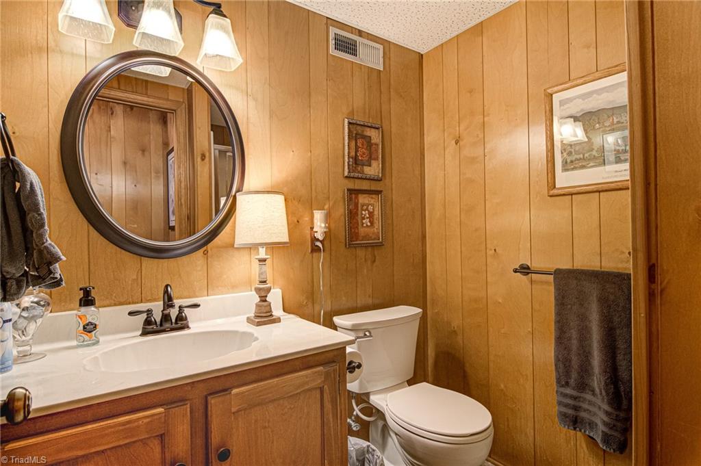 719 Corner Road Pinnacle, NC 27043 - Photo 32 of 50