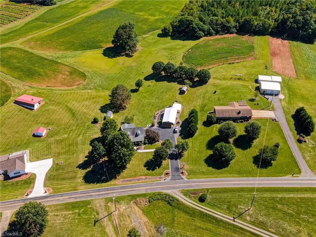 719 Corner Road Pinnacle, NC 27043 - Photo 46 of 50