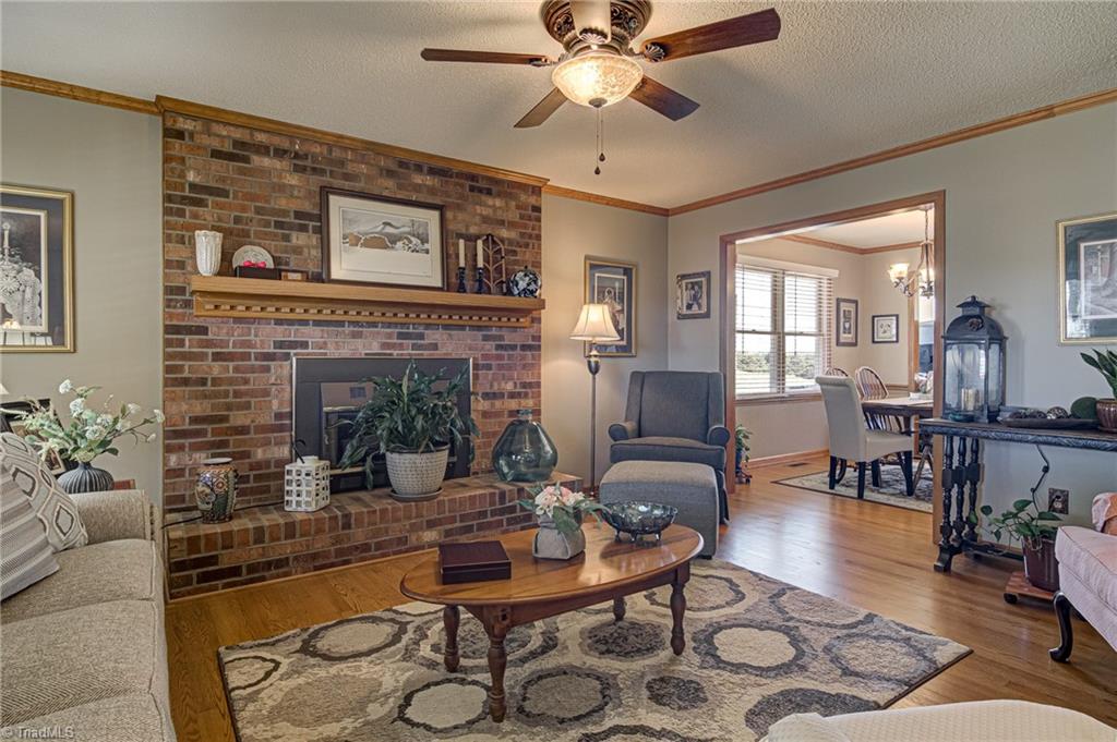 719 Corner Road Pinnacle, NC 27043 - Photo 6 of 50