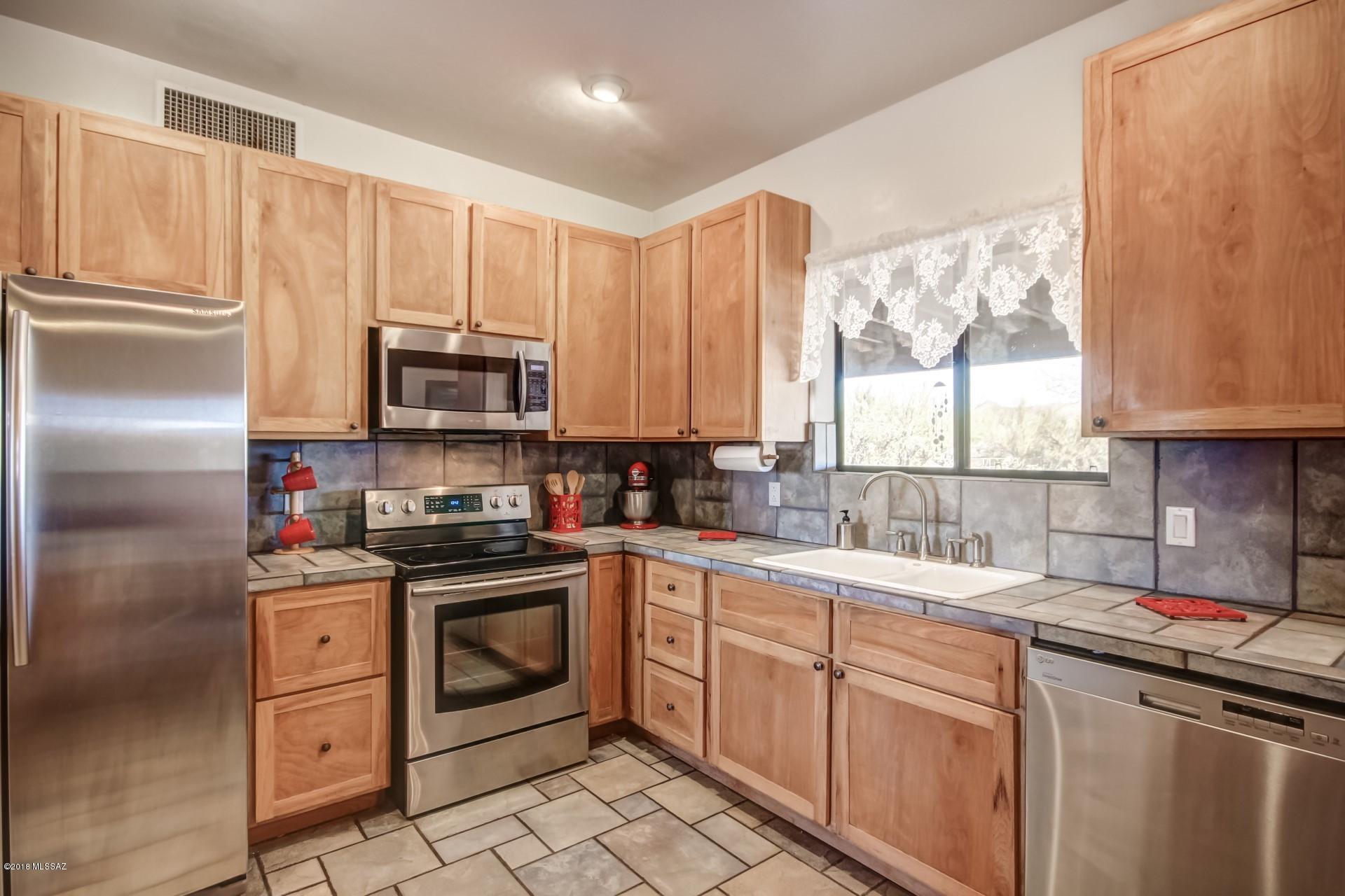 1950 West Lemonwood Road Tucson, AZ 85755 - Photo 11 of 48 Gallery Image 11
