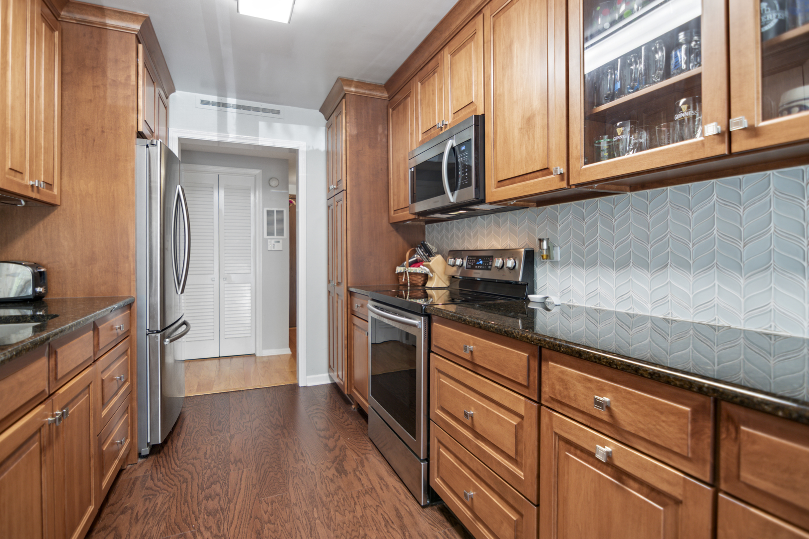 22 Park Lane, Unit 111 Park Ridge, IL 60068 - Photo 9 of 35
