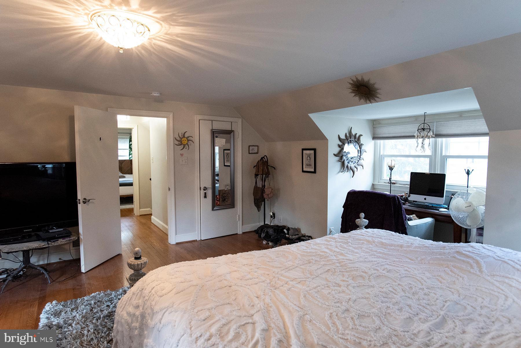 18921 Preston Road Hagerstown, MD 21742 - Photo 23 of 38 2nd floor bedroom