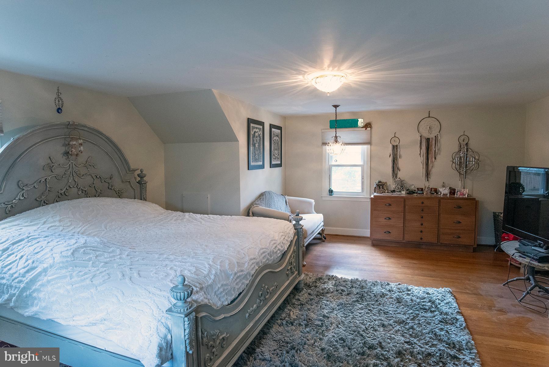 18921 Preston Road Hagerstown, MD 21742 - Photo 24 of 38 2nd floor bedroom