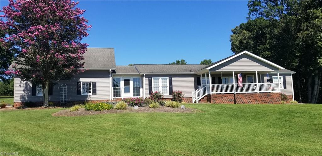 1626 Barker Road Roaring River, NC 28669 - Photo 1 of 32 Gallery Image 1