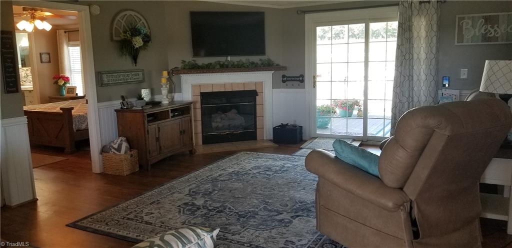 1626 Barker Road Roaring River, NC 28669 - Photo 2 of 32 Gallery Image 2
