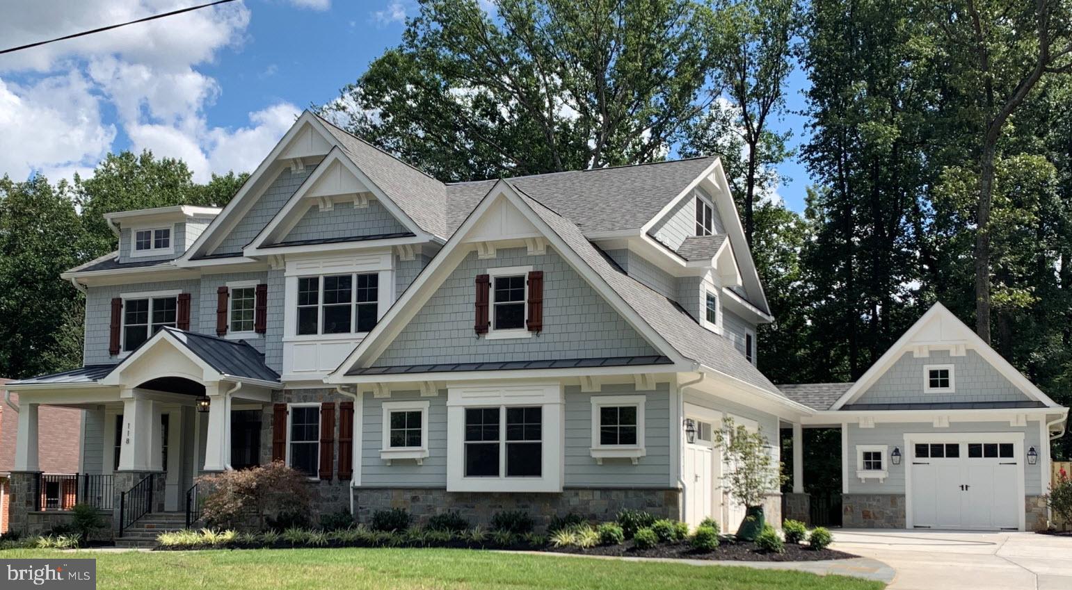 118 Kingsley Road Southwest Vienna, VA 22180 - Photo 1 of 24 Gallery Image 1
