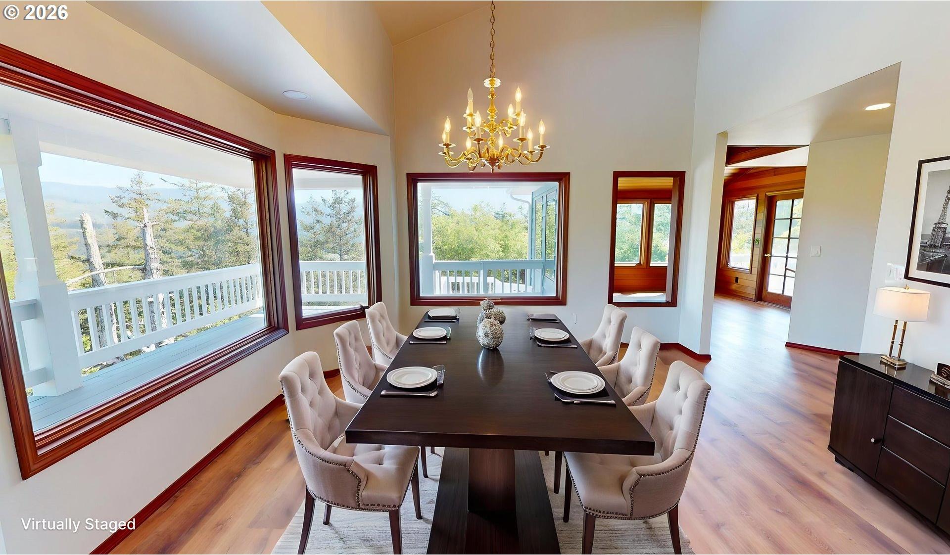 95822 Quail Mountain Road Gold Beach, OR 97444 - Photo 5 of 48 Dining Room