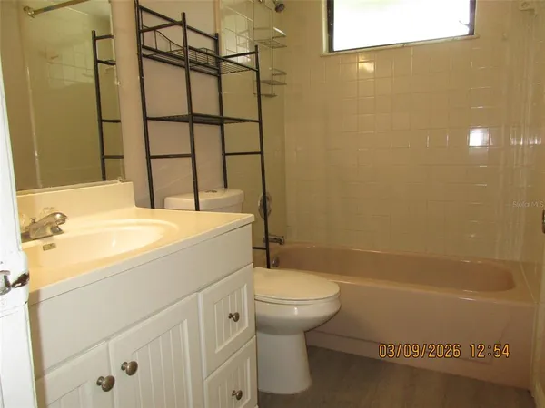 $2,000 | 200 Gemwood Court, Kissimmee, FL 34743