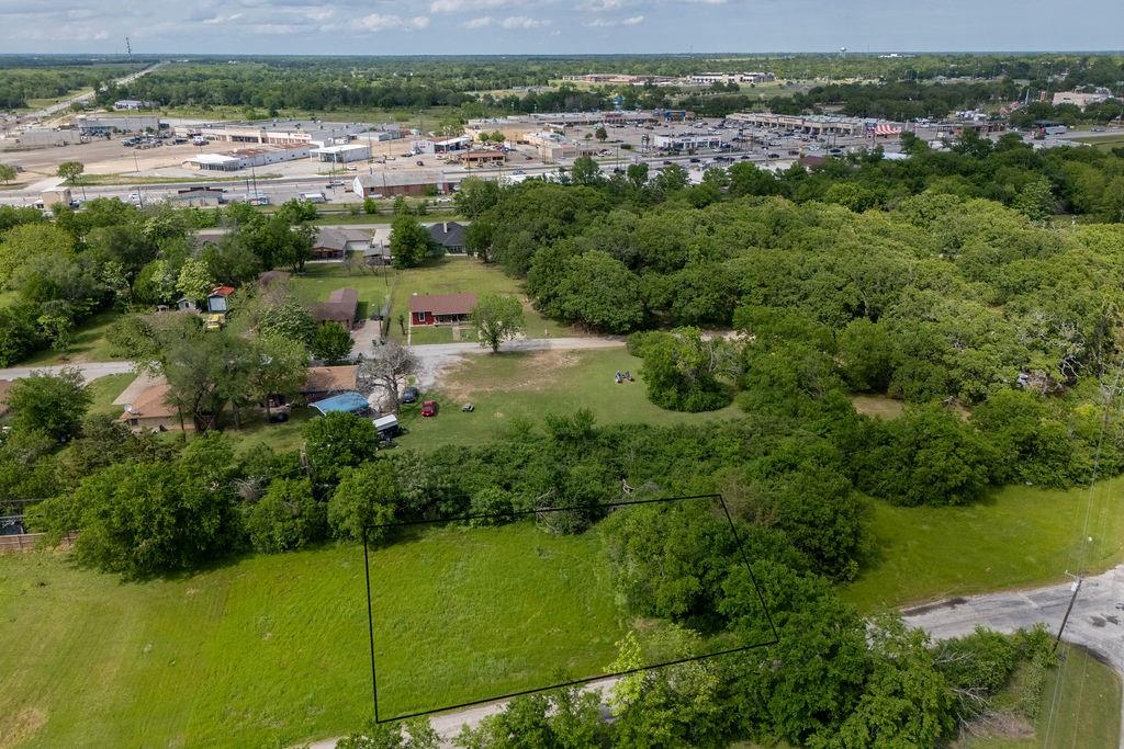 108 Williams Street Terrell, TX 75160 - Photo 6 of 11 a view of a city