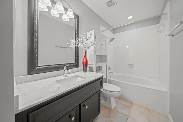 $1,975 | 1523 Cook Street, Houston, TX 77006