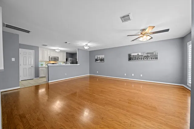 $1,975 | 1523 Cook Street, Houston, TX 77006