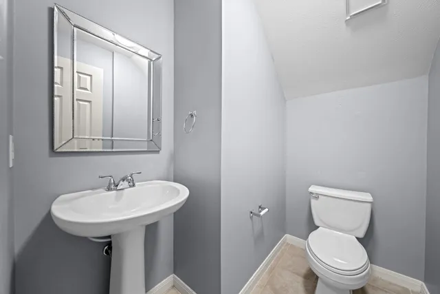 $1,975 | 1523 Cook Street, Houston, TX 77006