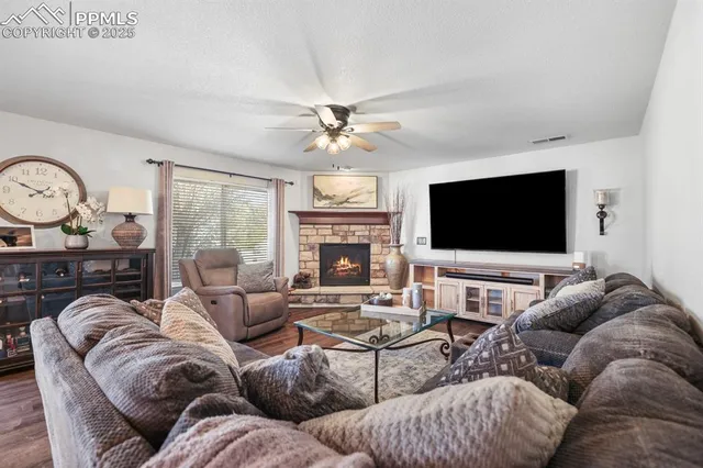 $529,900 | 7788 Candlelight Lane, Fountain, CO 80817