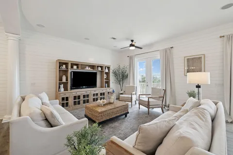 $2,500,000 | 3878 Sand Dune Court, Destin, FL 32541