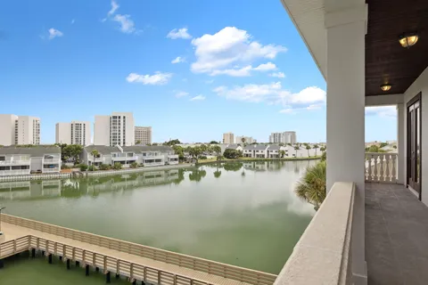 $2,500,000 | 3878 Sand Dune Court, Destin, FL 32541