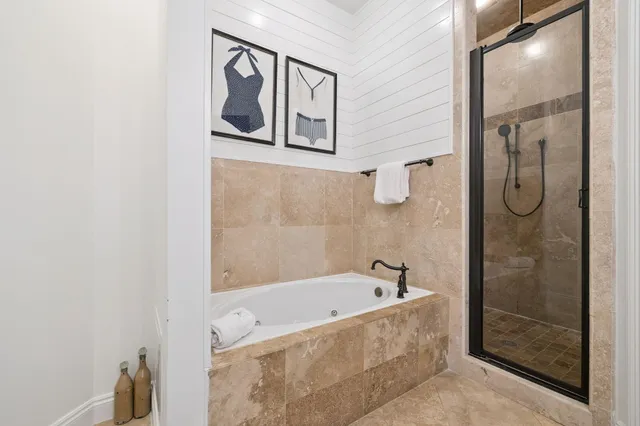 $2,500,000 | 3878 Sand Dune Court, Destin, FL 32541