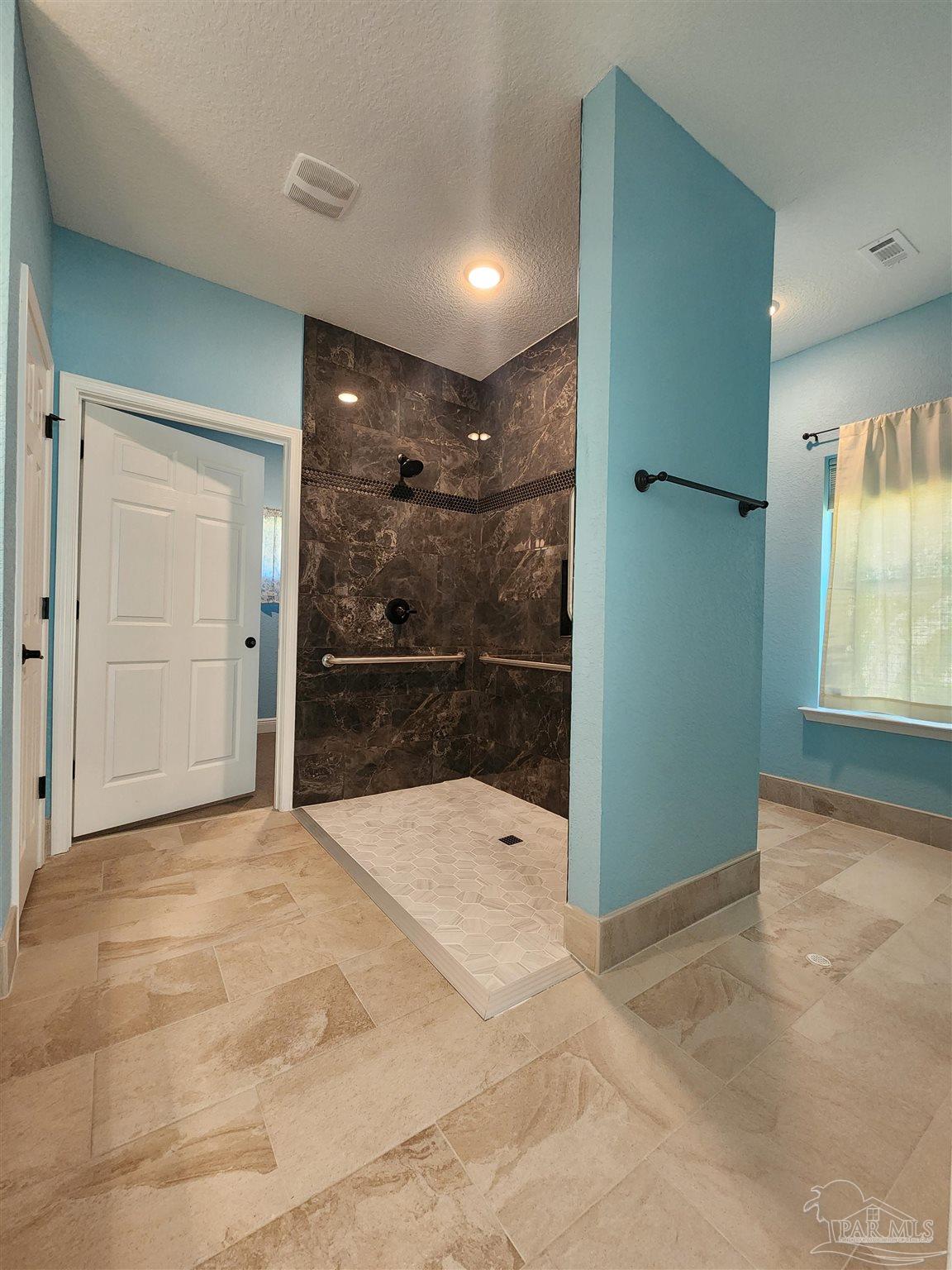 2070 Smyers Road Cantonment, FL 32533 - Photo 11 of 27 Gallery Image 11