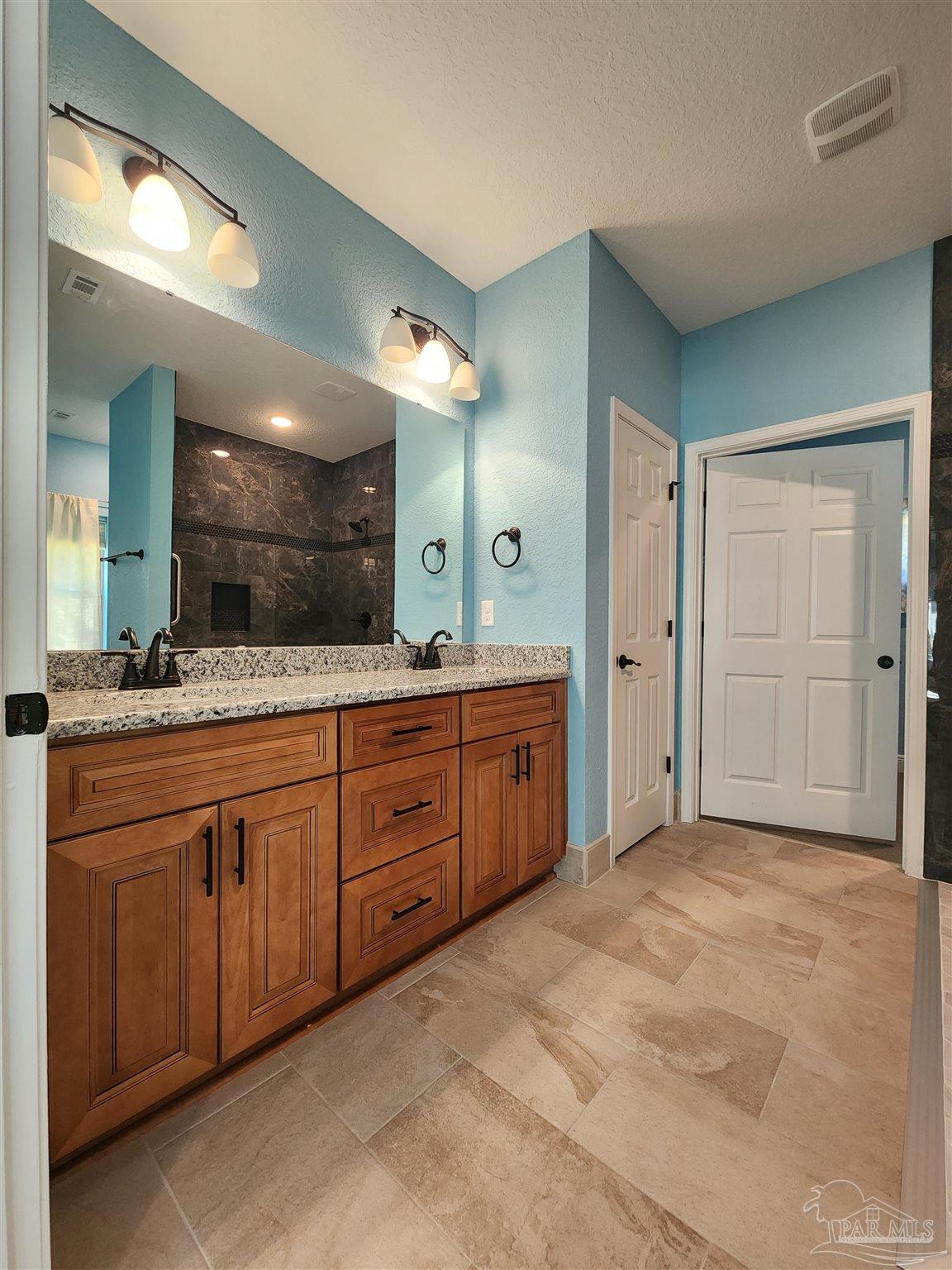 2070 Smyers Road Cantonment, FL 32533 - Photo 12 of 27 Gallery Image 12