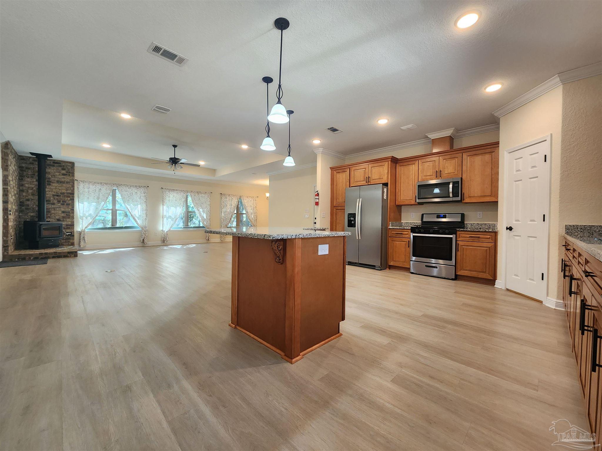 2070 Smyers Road Cantonment, FL 32533 - Photo 2 of 27 Gallery Image 2
