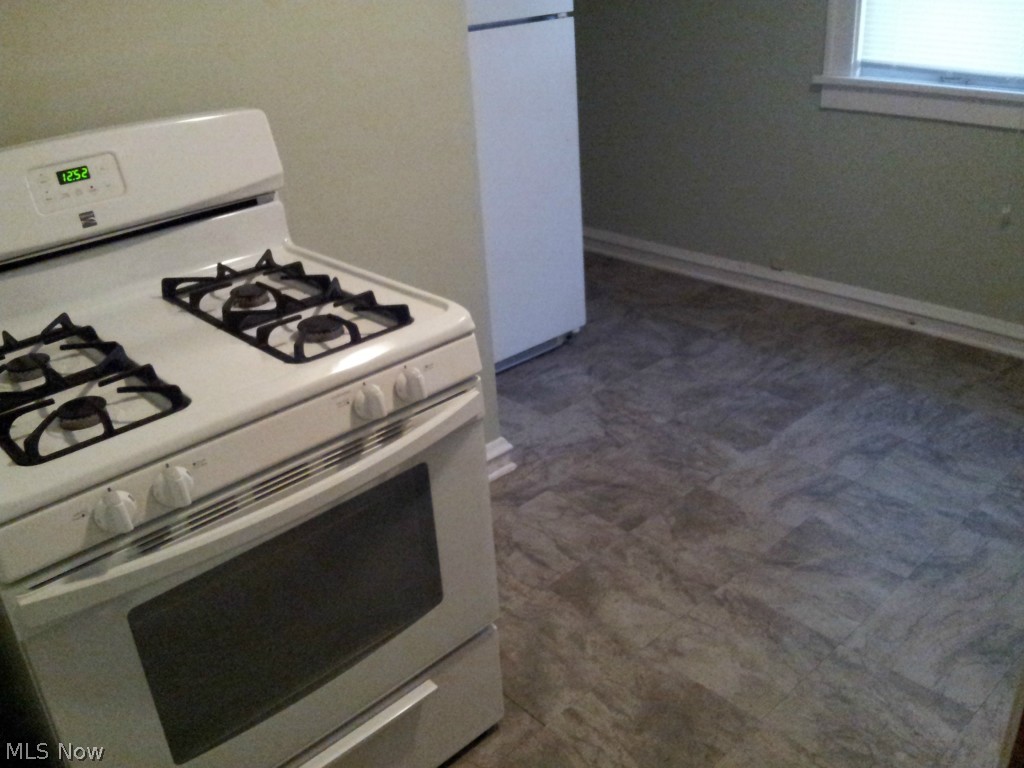 3620 Ingleside Road, Unit DOWN Beachwood, OH 44122 - Photo 7 of 11
