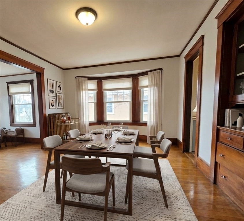 19 Rowe Street, Unit 2 Auburndale, MA 02466 - Photo 2 of 8