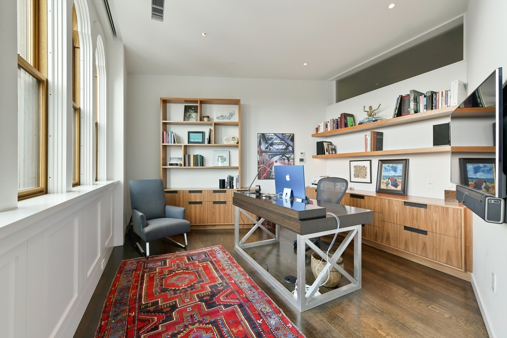 201 West Brookline Street, Unit PH401 Boston, MA 02118 - Photo 17 of 24