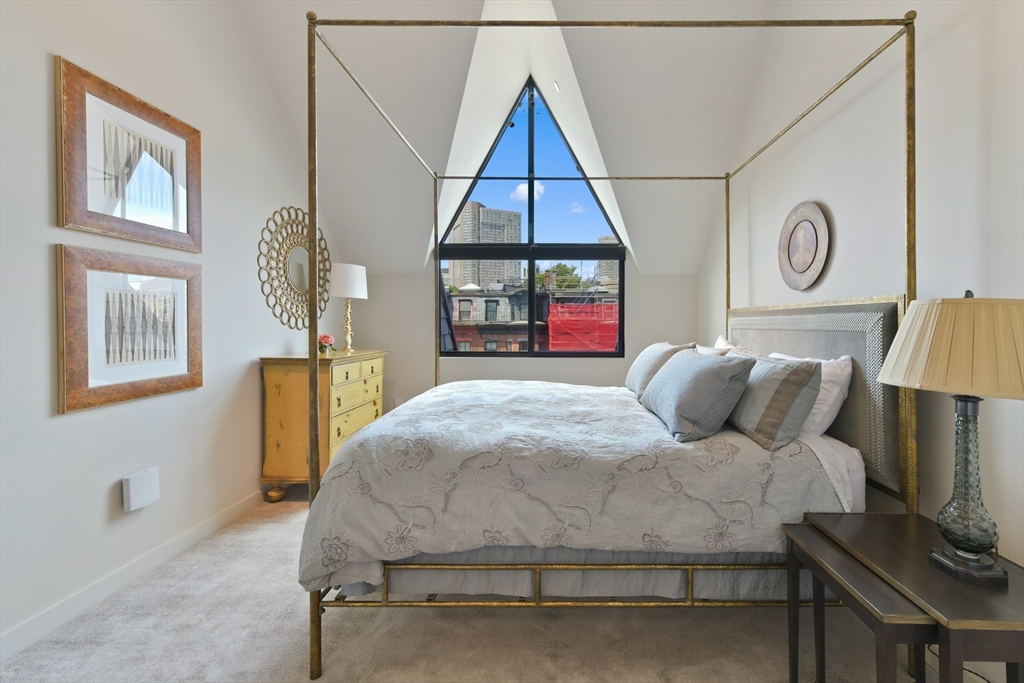 201 West Brookline Street, Unit PH401 Boston, MA 02118 - Photo 19 of 24