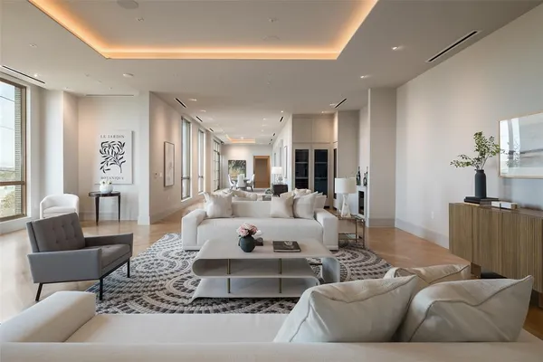 $8,999,000 | 4205 Buena Vista Street, Unit 501, Dallas, TX 75205