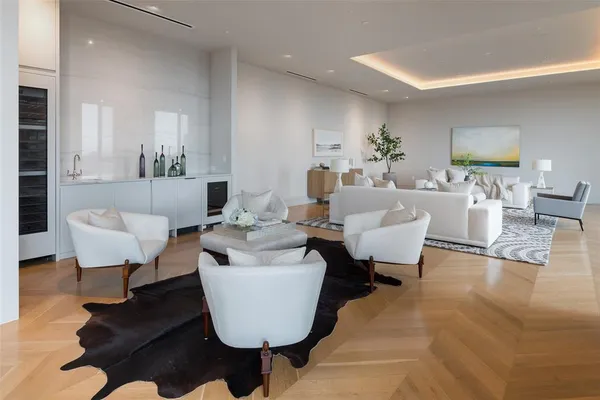 $8,999,000 | 4205 Buena Vista Street, Unit 501, Dallas, TX 75205