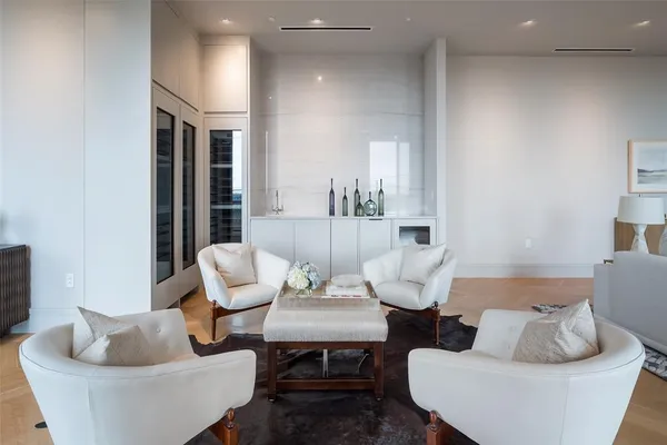 $8,999,000 | 4205 Buena Vista Street, Unit 501, Dallas, TX 75205