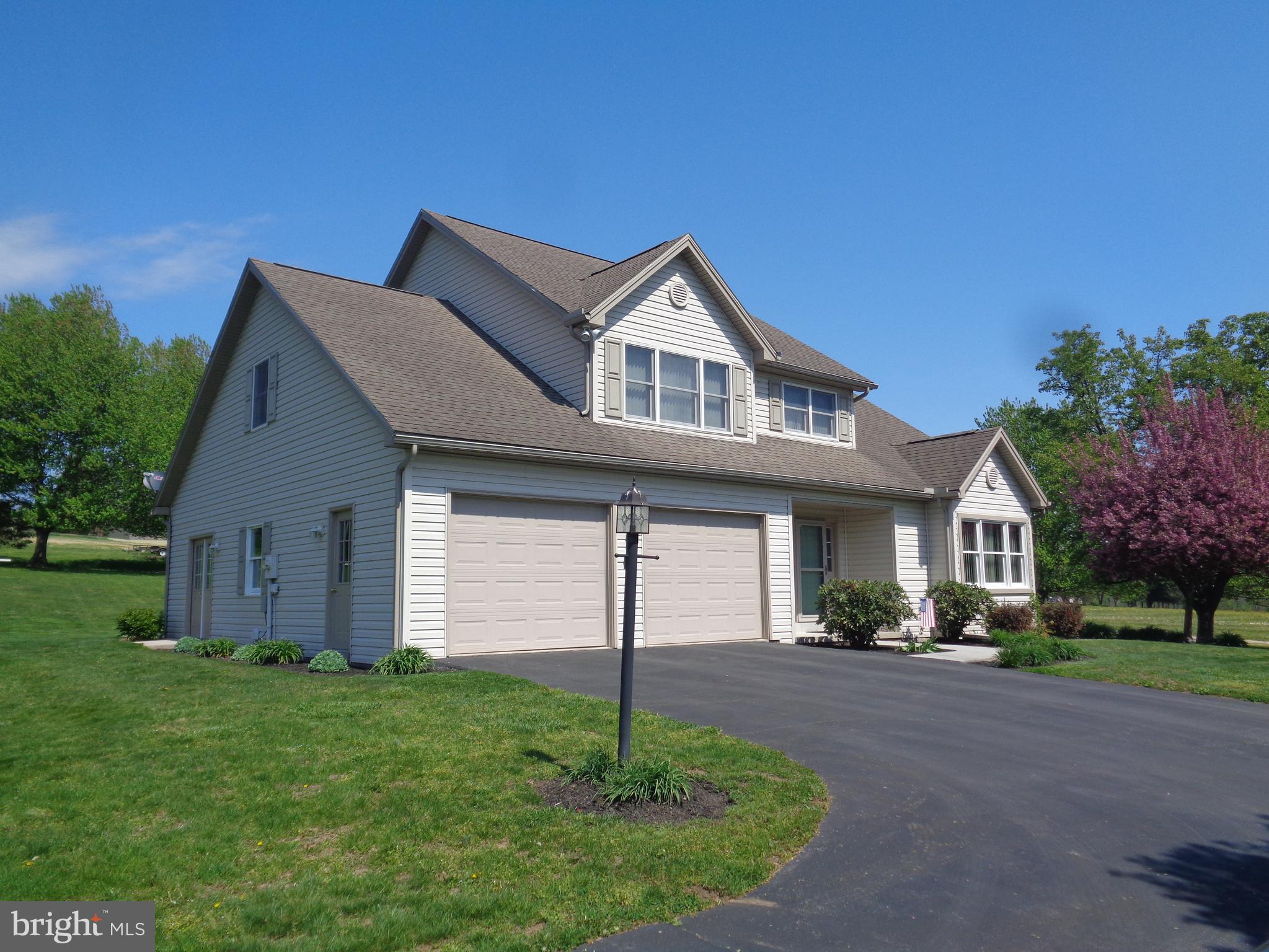 186 Dellville Dam Road Shermans Dale, PA 17090 - Photo 2 of 32 FRONT