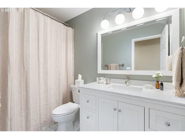 $715,000 | 6295 Southwest Tillamook Place, Beaverton, OR 97007