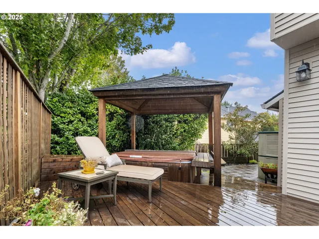 $715,000 | 6295 Southwest Tillamook Place, Beaverton, OR 97007