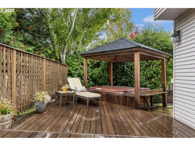 $715,000 | 6295 Southwest Tillamook Place, Beaverton, OR 97007