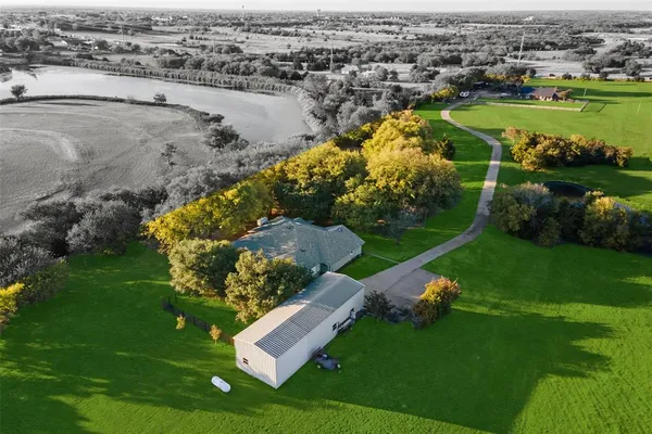 $1,200,000 | 2104-2140-b West Holiday, Fate, TX 75087