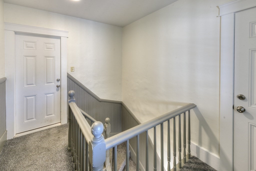71 Esther Street Worcester, MA 01607 - Photo 6 of 40
