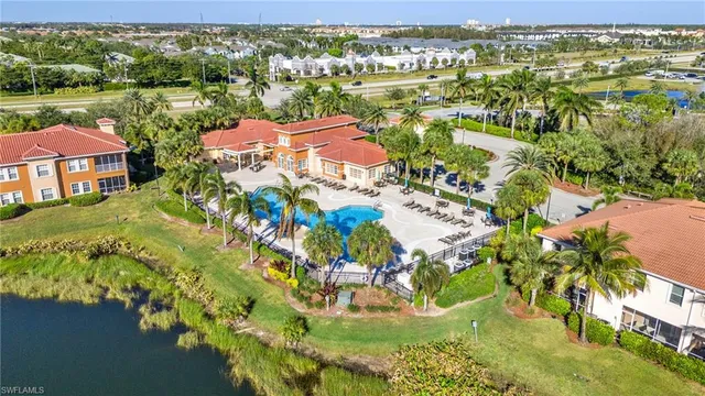 $329,900 | 10057 Via Colomba Circle, Unit 206, Fort Myers, FL 33966