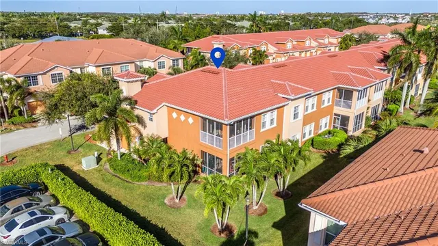 $329,900 | 10057 Via Colomba Circle, Unit 206, Fort Myers, FL 33966