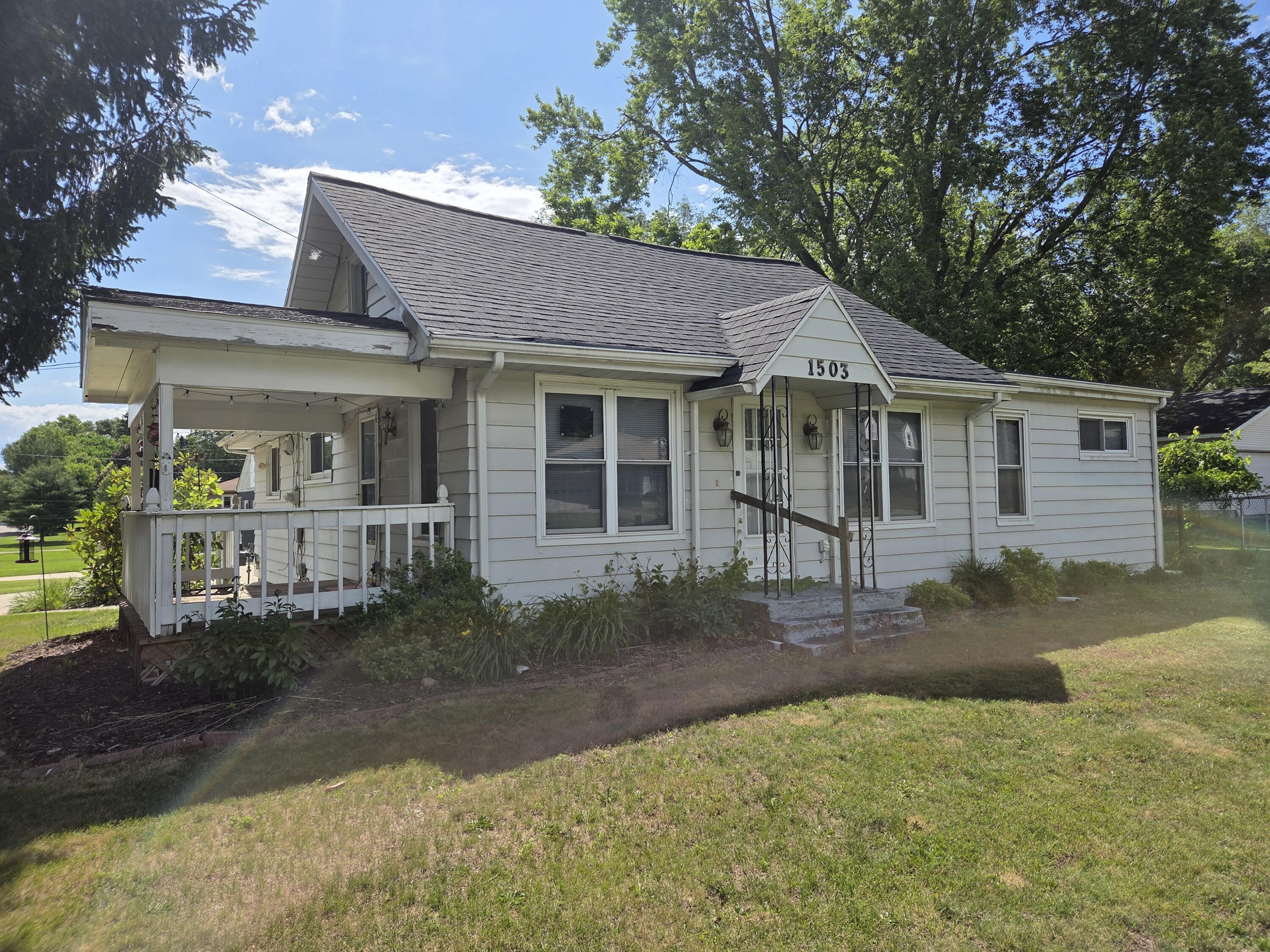 1503 Warren Avenue Jackson, MI 49203 - Photo 1 of 20 20260616_105147