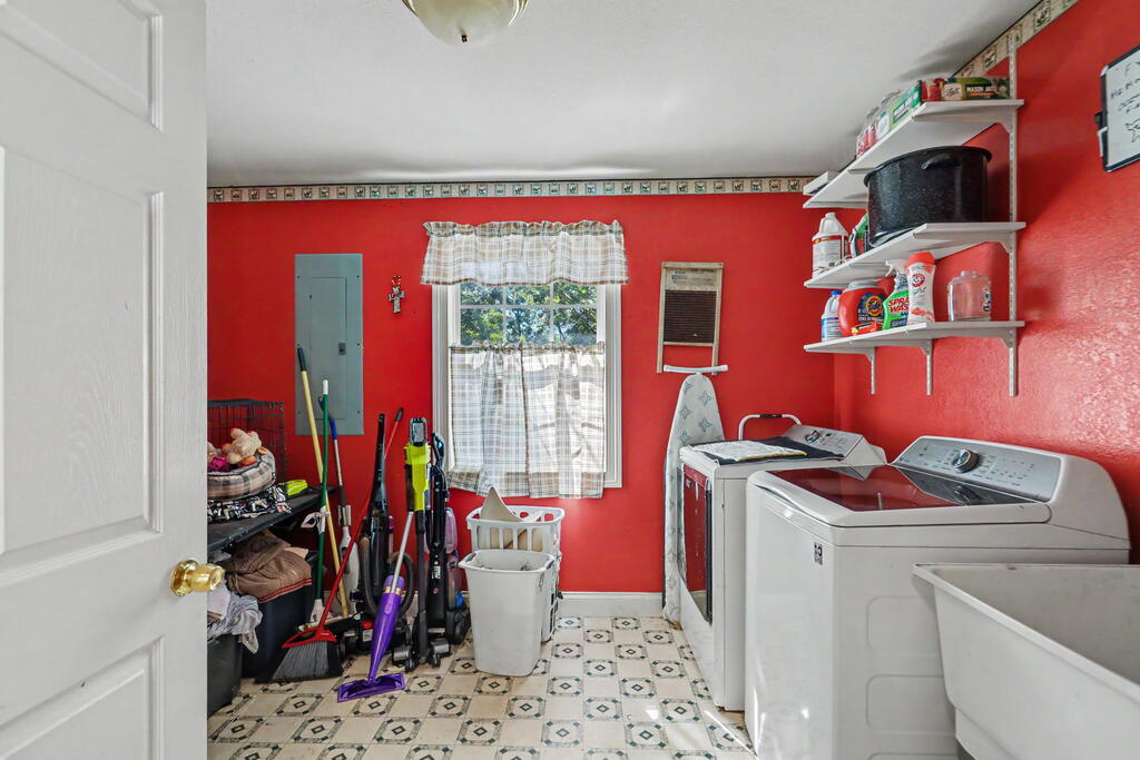 670 Long Branch Road Marble, NC 28905 - Photo 10 of 53 Gallery Image 10