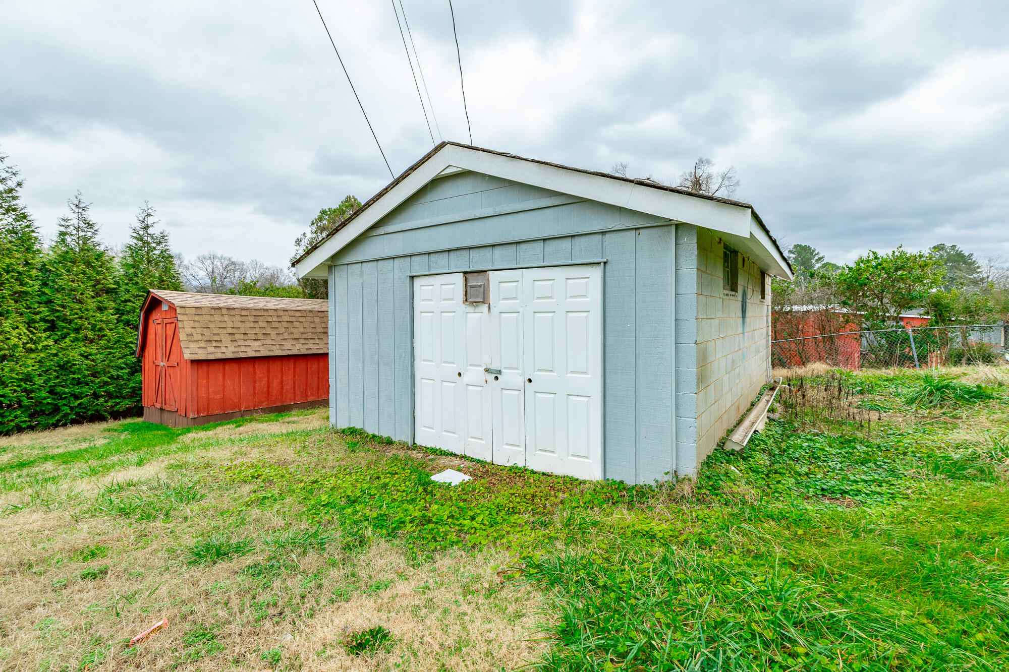 707 Cherokee Trail Rossville, GA 30741 - Photo 26 of 28 garage