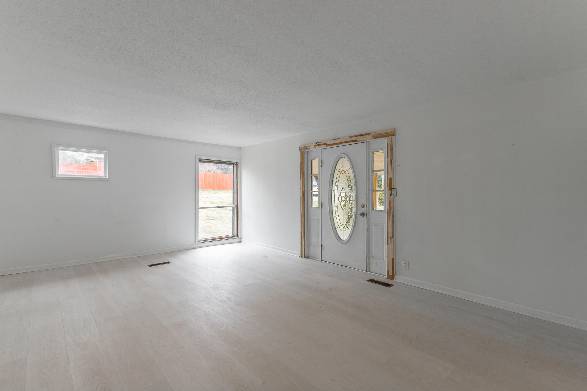 707 Cherokee Trail Rossville, GA 30741 - Photo 5 of 28 living room