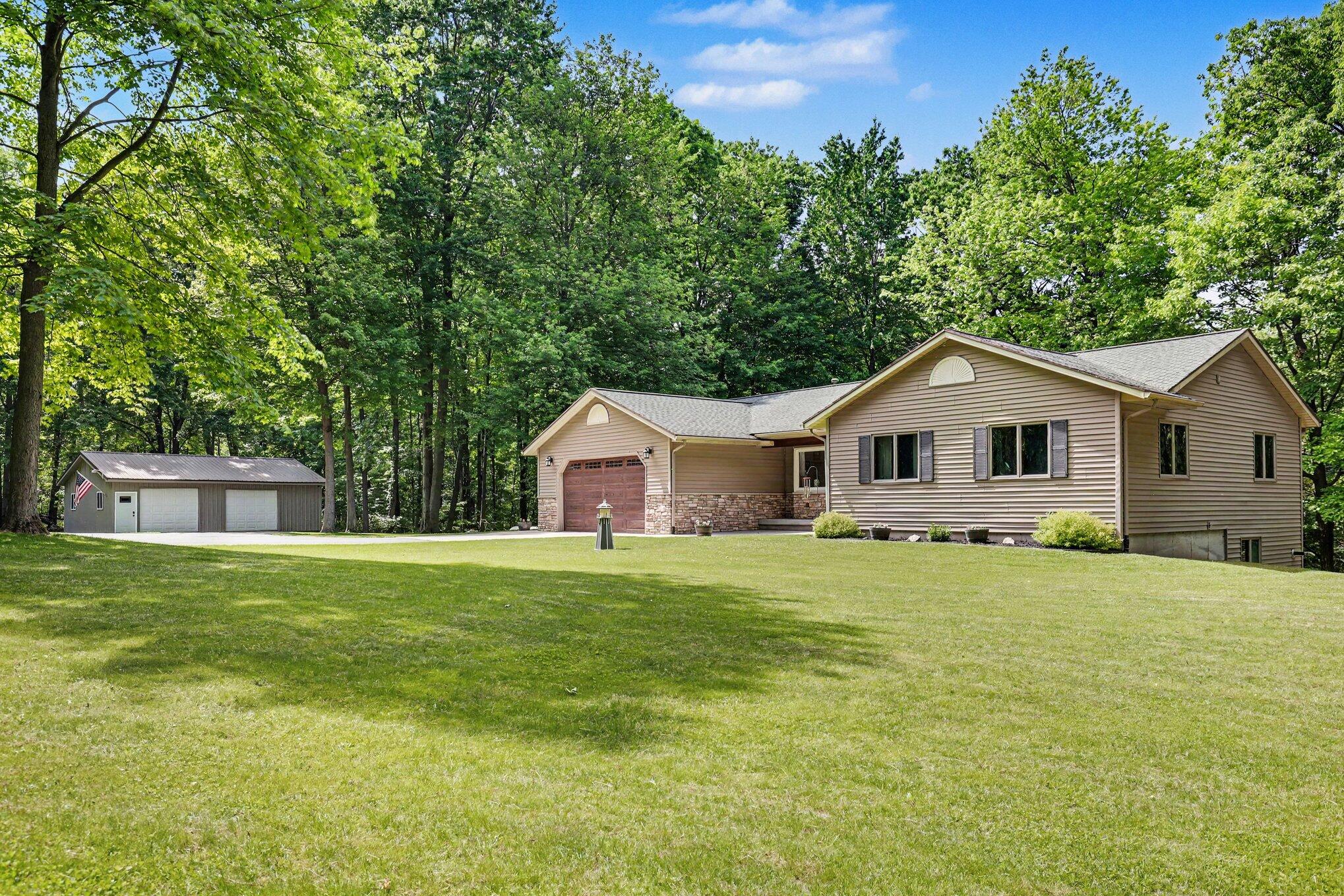 11024 Peck Lake Road Lowell, MI 49331 - Photo 43 of 47 014_file_1024