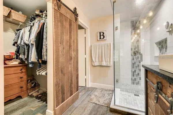 a view of walk in closet